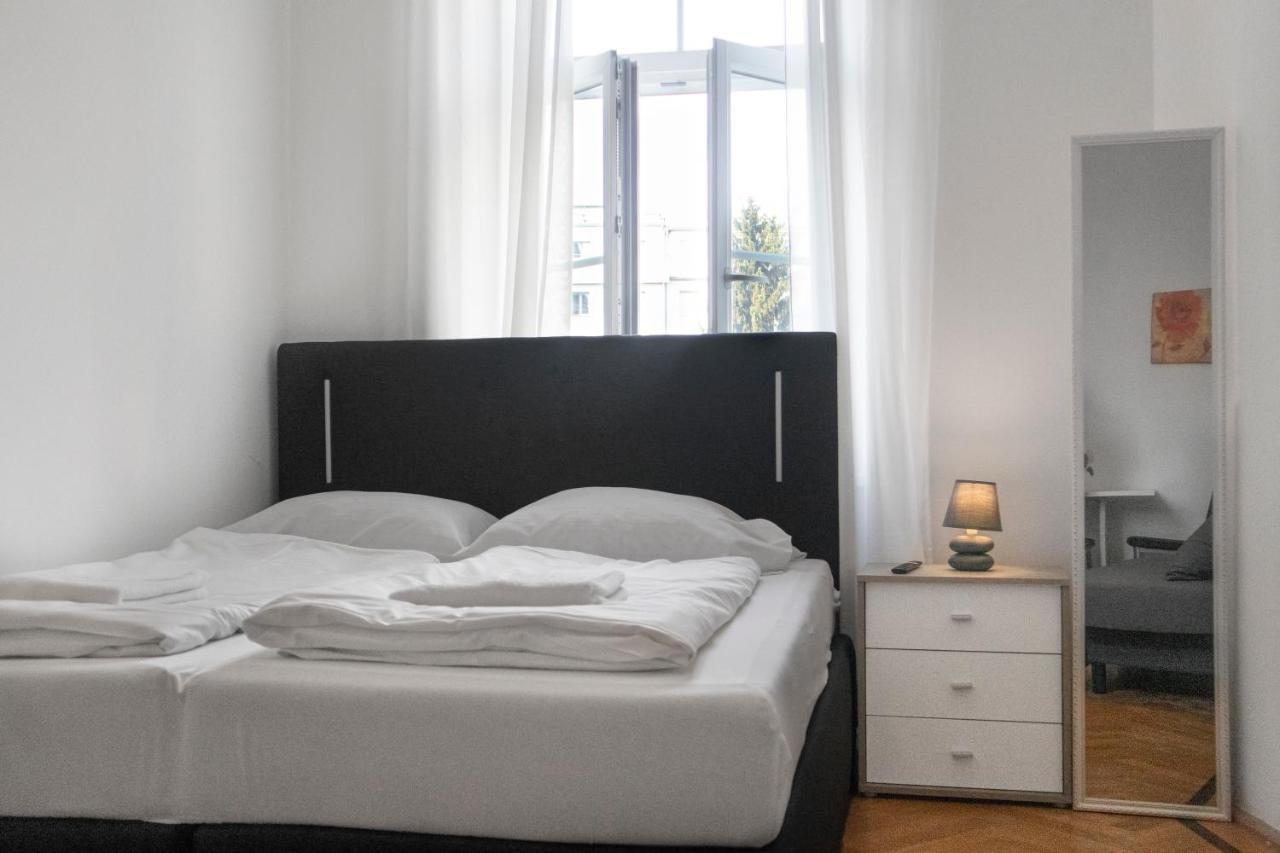 Superb 7Br Shared Apartment- Near Hauptbahnhof Виена Екстериор снимка