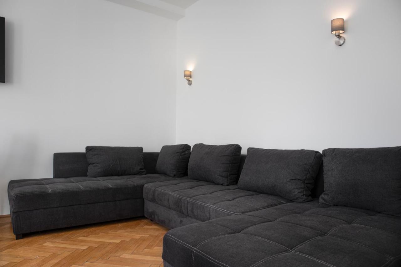 Superb 7Br Shared Apartment- Near Hauptbahnhof Виена Екстериор снимка